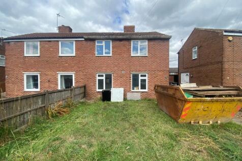 2 bedroom semi-detached house for sale