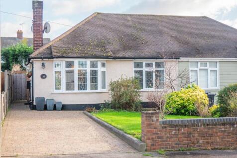 2 bedroom semi-detached bungalow for sale