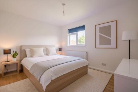 Althorpe Close, Hockley SS5 2 bed semi