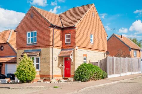 Langham Drive, Rayleigh SS6 3 bed detached house for sale