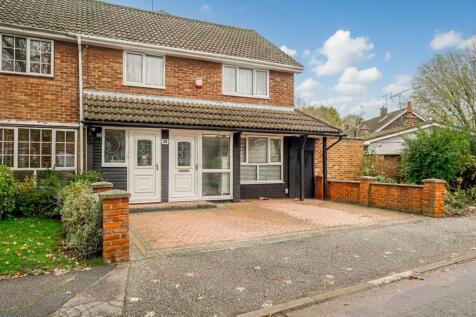 The Hatherley, Basildon SS14 3 bed terraced house for sale