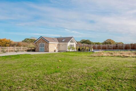 Trenders Avenue, Rayleigh SS6 1 bed detached house for sale