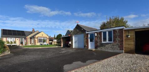 3 bedroom detached bungalow for sale