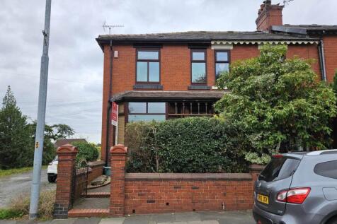 901 Middleton Road, Chadderton, OL9 0NG 4 bed end of terrace house for sale