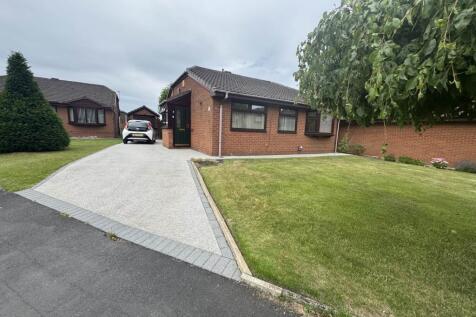 Tulip Close, Chadderton 3 bed bungalow for sale