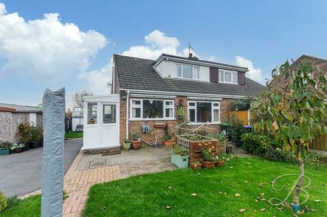 3 bedroom semi-detached bungalow for sale