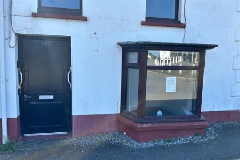 1 bedroom ground floor flat for sale