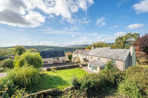 5 bedroom smallholding for sale