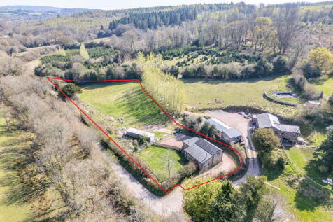 Penycaemawr, Usk, Monmouthshire 3 bed barn conversion for sale