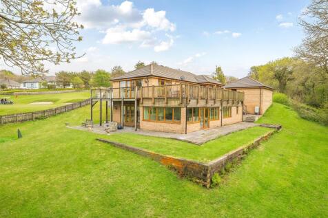 Bowood Park, Lanteglos, Camelford 4 bed detached house for sale