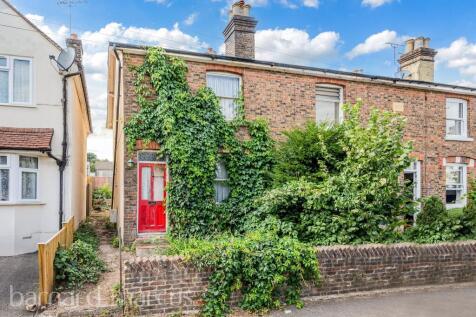 2 bedroom semi-detached house for sale