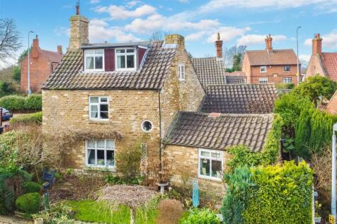 Low Road, Manthorpe 2 bed house for sale
