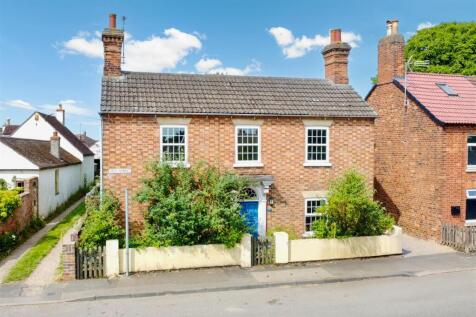 High Street, Billingborough 3 bed detached house for sale
