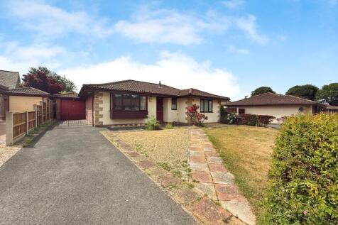 Villa Close, Branston LN4 3 bed detached bungalow for sale