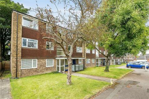 Linden Close, Bedfordshire LU5 2 bed apartment for sale