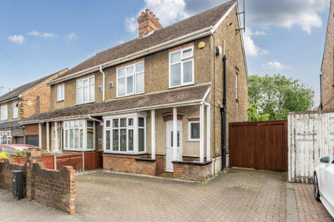 Luton Road, Bedfordshire LU5 3 bed semi
