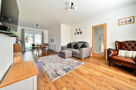 Miletree Crescent, Bedfordshire LU6 3 bed semi