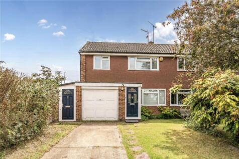 Halfmoon Lane, Bedfordshire LU5 3 bed semi