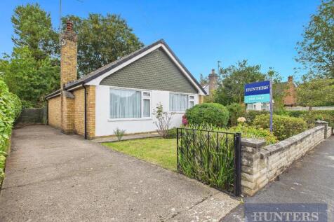 2 bedroom detached bungalow for sale