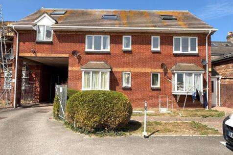 1 bedroom maisonette for sale