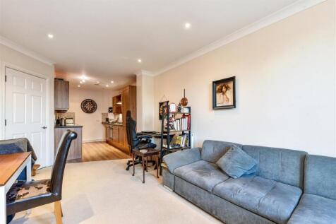King Williams Gate, The Square... 1 bed flat for sale