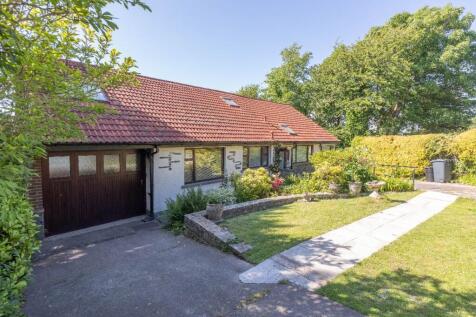4 bedroom bungalow for sale