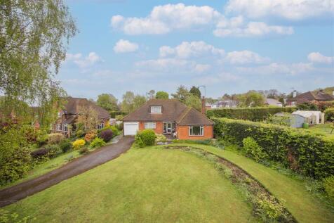 3 bedroom detached bungalow for sale