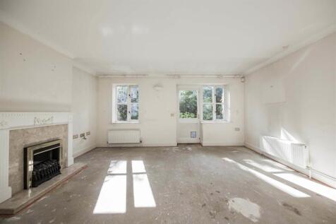 Willicombe Park, Tunbridge Wells TN2 2 bed bungalow for sale