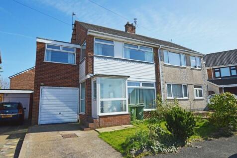 4 bedroom semi-detached house for sale