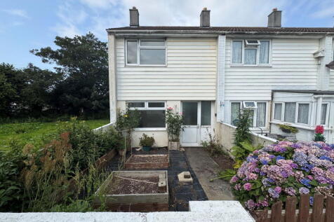 Rosemellin, Camborne 2 bed end of terrace house for sale