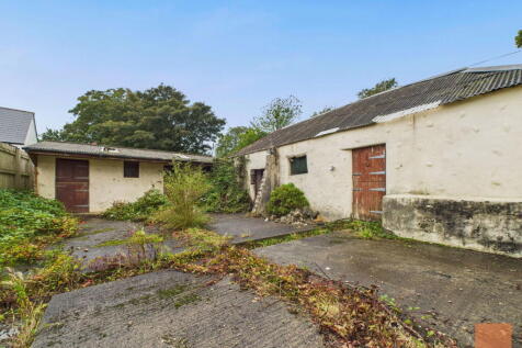School Hill, Shortlanesend 3 bed property with land for sale