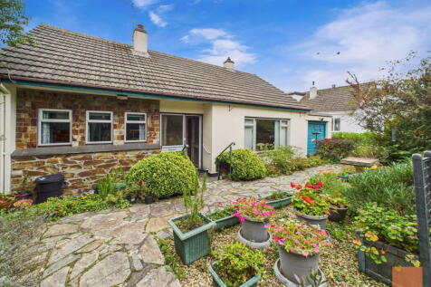 Park View Truro 4 bed detached bungalow for sale