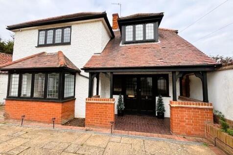 Ockendon Road, Upminster RM14 4 bed detached house for sale