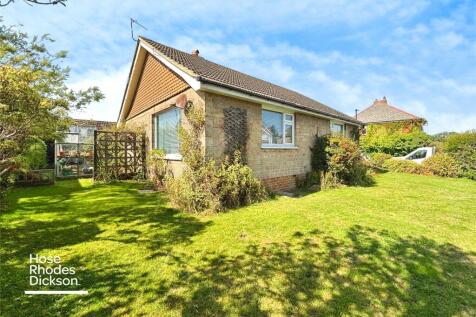 Whites Mead, Sandown, Isle of Wight 2 bed bungalow for sale