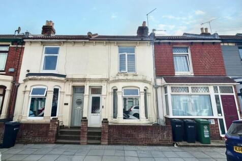 Dover Road, Portsmouth, PO3 3 bed terraced house for sale