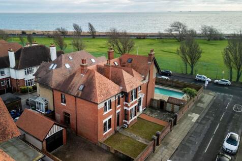 Eastern Parade, Southsea, PO4 6 bed detached house for sale