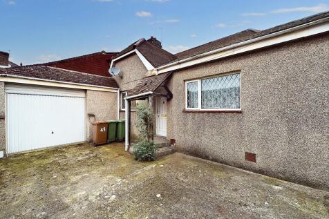 Manor Park Avenue, Portsmouth, PO3 3 bed detached bungalow for sale