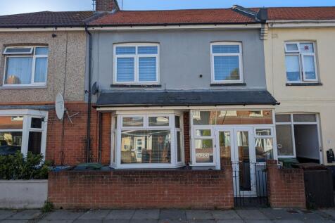 Target Road, Portsmouth, PO2 3 bed terraced house for sale