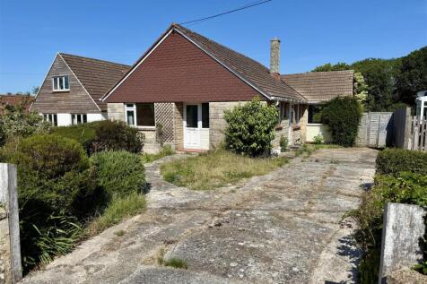 Pallance Road, Cowes 3 bed detached bungalow for sale
