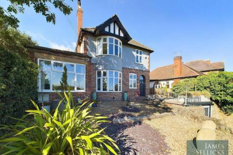 Birstall Road, Birstall, Leicestershire 3 bed detached house for sale