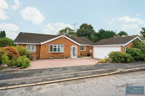 3 bedroom detached bungalow for sale