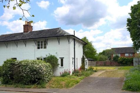 Gaulby Lane, Stoughton, Leicestershire 2 bed cottage for sale