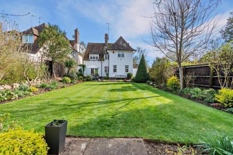 Meadowcourt Road, Oadby, Leicestershire 4 bed detached house for sale