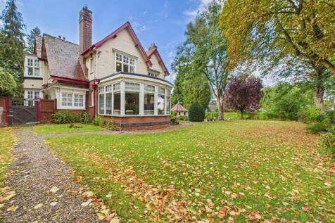 Knighton Grange Road, Oadby... 7 bed detached house for sale