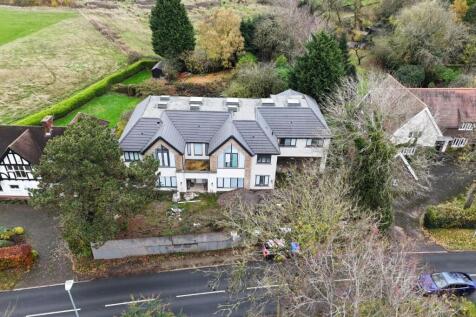 Stoughton Road, Oadby, Leicestershire 5 bed detached house for sale