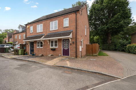 Cottington Drive, Tunbridge Wells... 2 bed semi