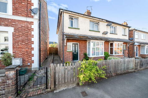 Erskine Park Road, Tunbridge Wells 3 bed semi