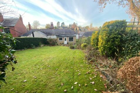 2 bedroom semi-detached bungalow for sale