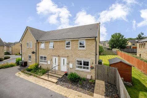 Weavers Lane, Golcar, HD7 3 bed end of terrace house for sale