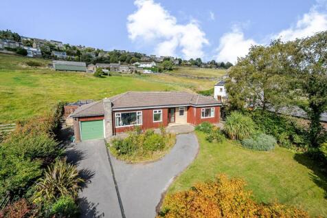 Slades Road, Golcar, HD7 3 bed bungalow for sale